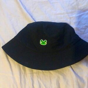cute black frog bucket hat